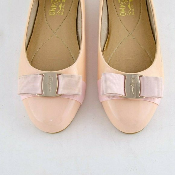 Salvatore Ferragamo Vara Bow Patent Leather Flats - Picture 5 of 6